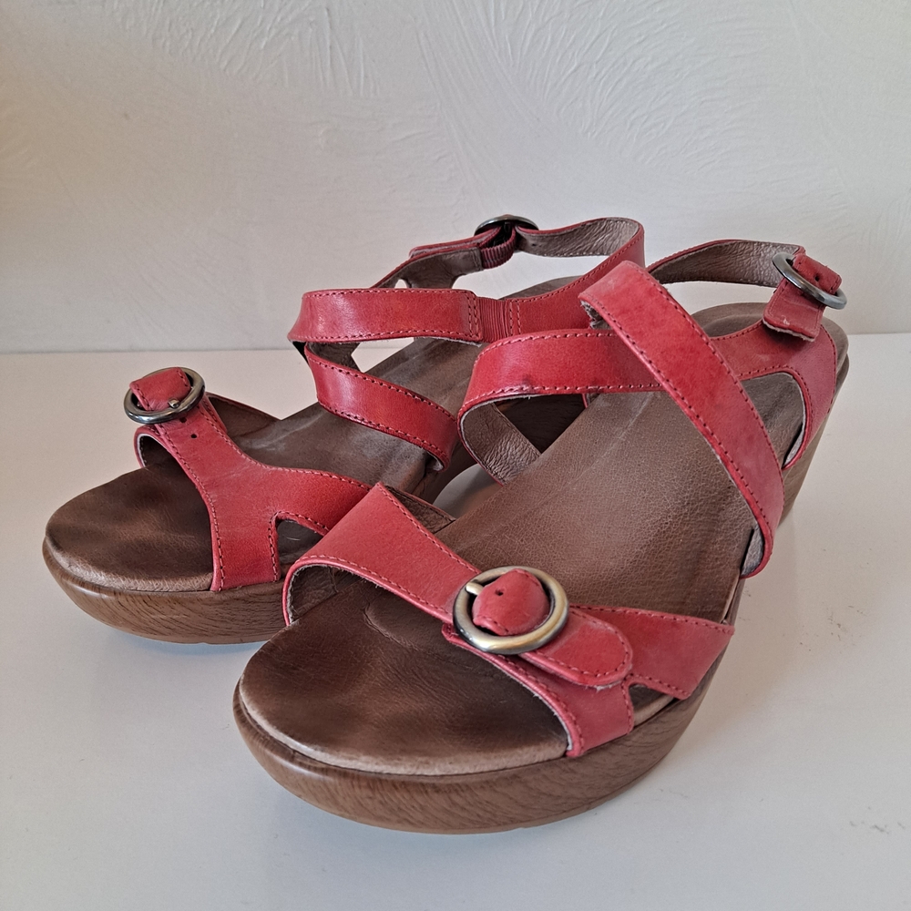 Dansko Julie Red Leather Ankle Strap Sandal Size EU 37